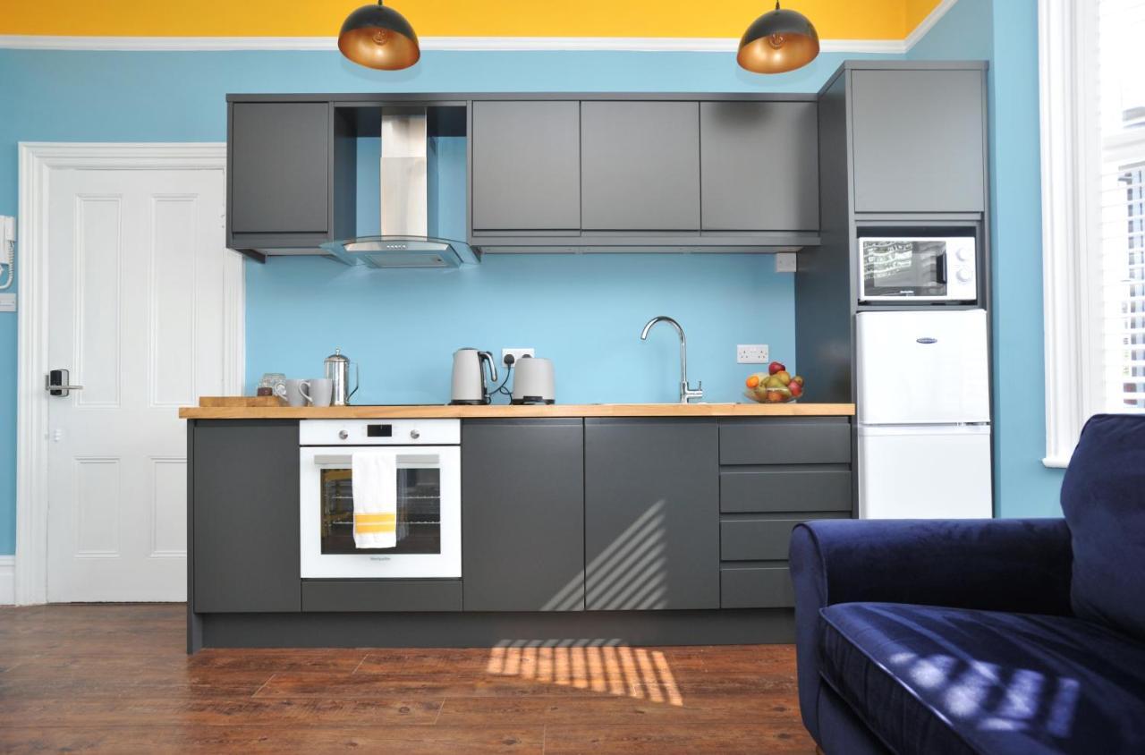 Beechurst Serviced Apartments Челтнем Екстер'єр фото