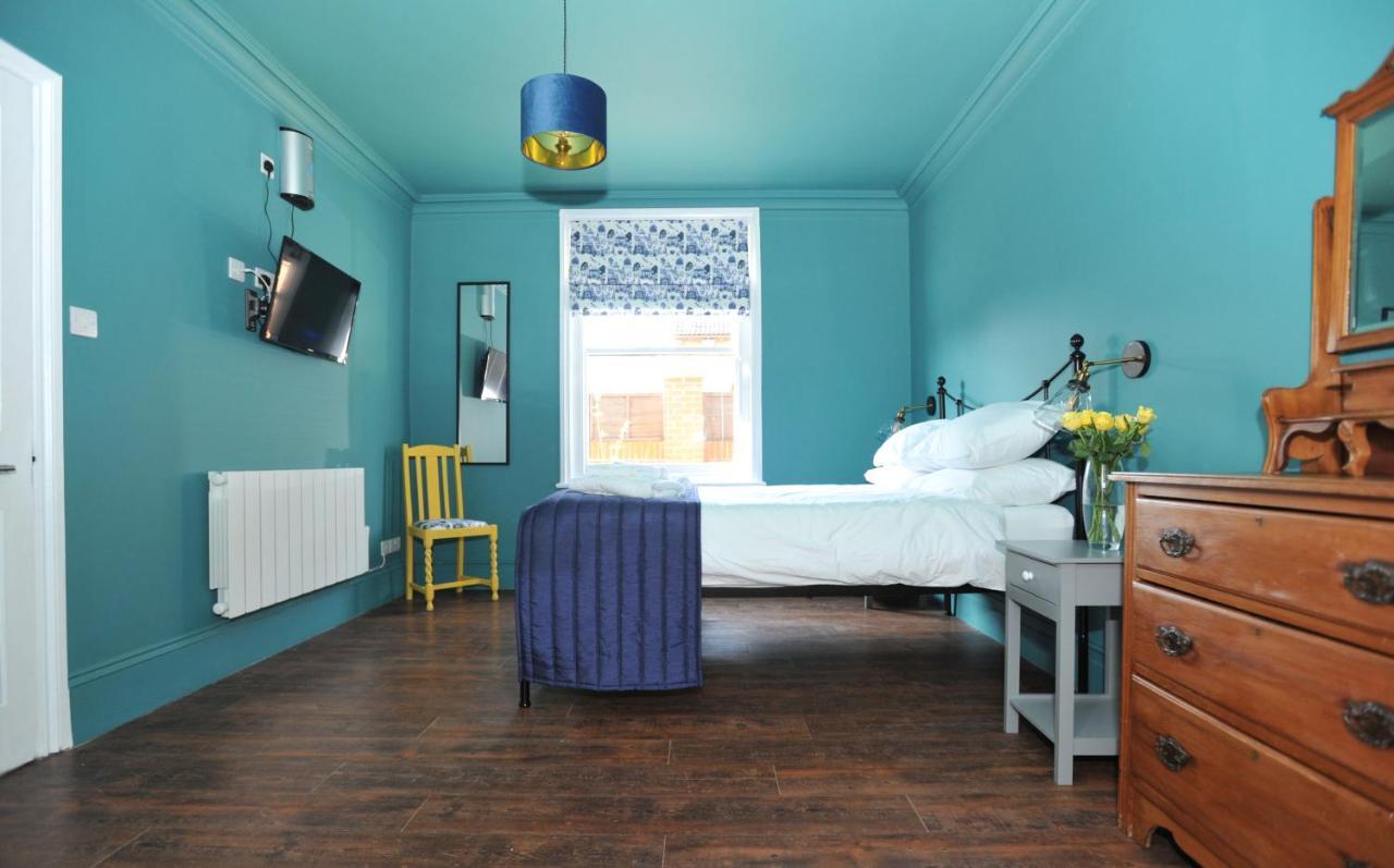Beechurst Serviced Apartments Челтнем Екстер'єр фото