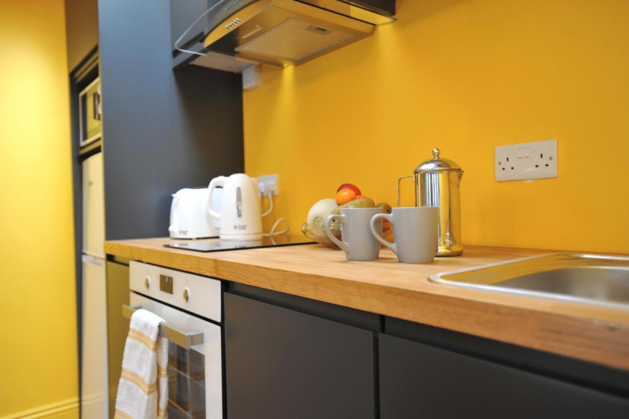 Beechurst Serviced Apartments Челтнем Екстер'єр фото